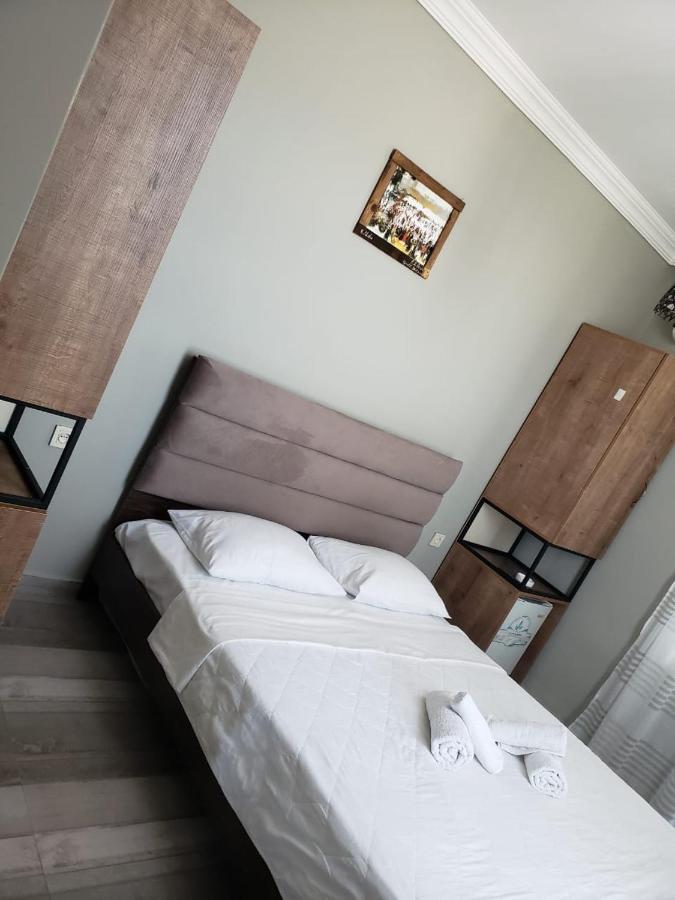 Midia Guest House Kobuleti Exterior photo