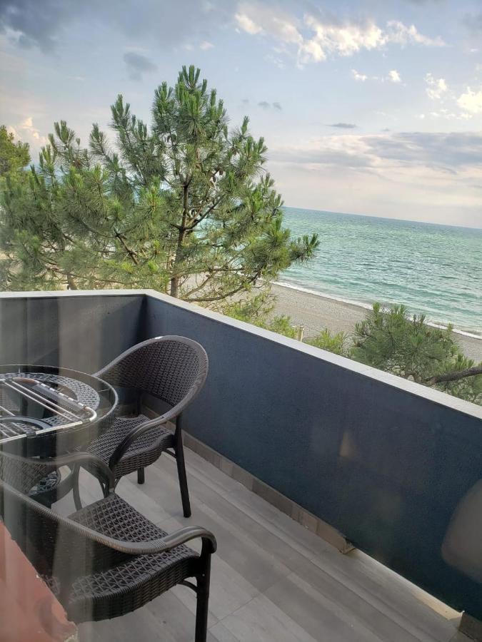 Midia Guest House Kobuleti Exterior photo